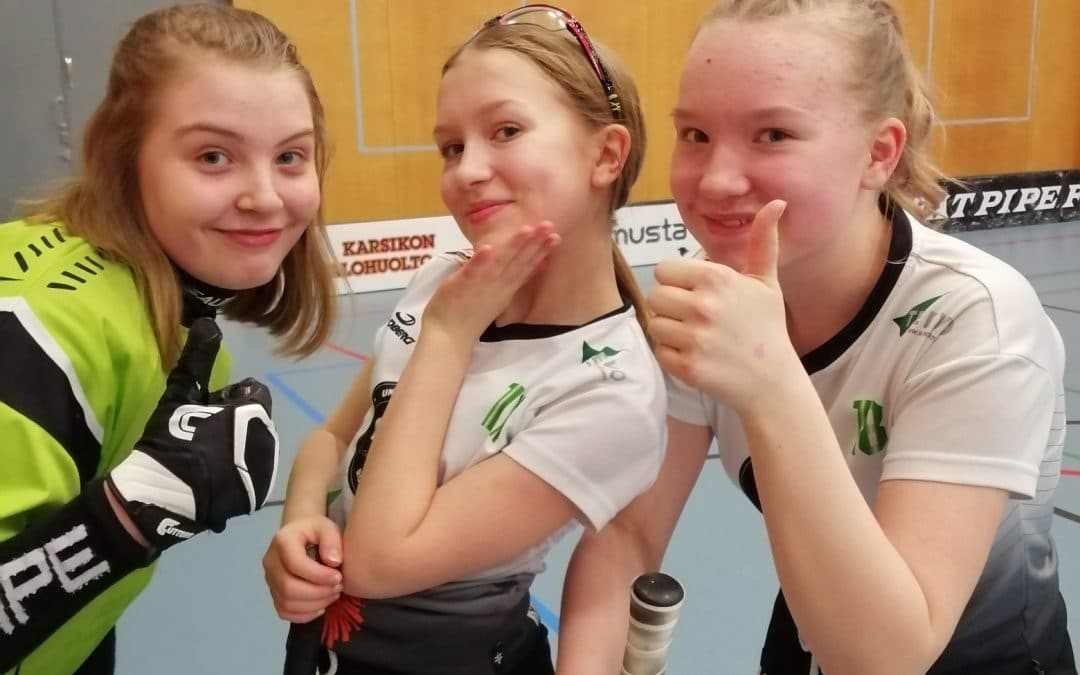 D-tytöillä oli hieno kotiturnaus