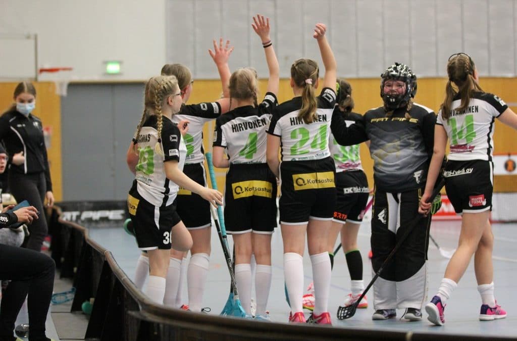 E-tyttöjen toisen kotiturnauksen raportti