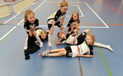 T10 tyttöjen pelit käyntiin kotiturnauksella